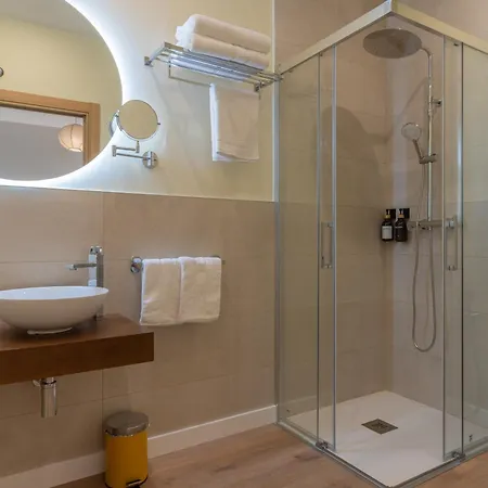 At No Camino * Negreira